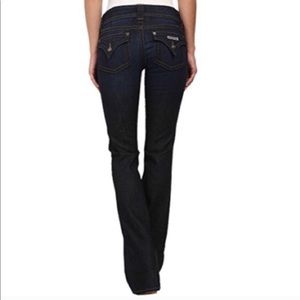 Hudson NOT Skinny jeans 😜